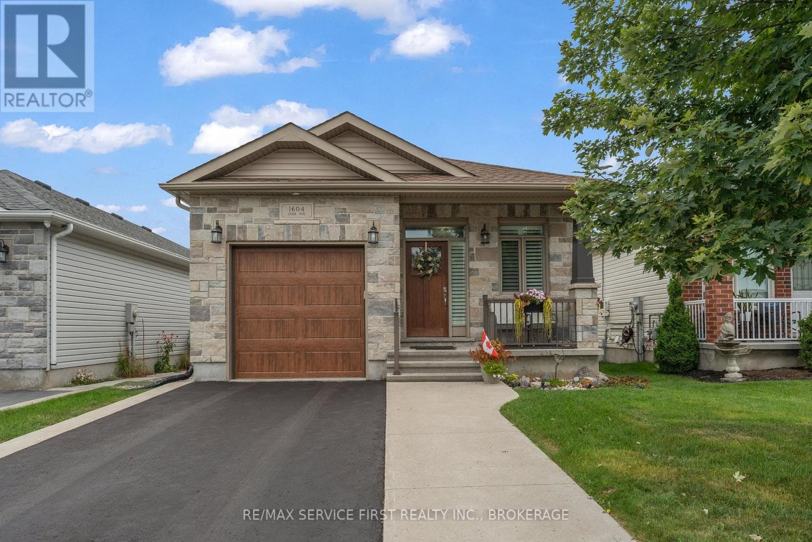 Single Family at 1604 Jade Avenue, Kingston (City Northwest), Ontario - Photo 3 - RE/MAX Garden City Realty