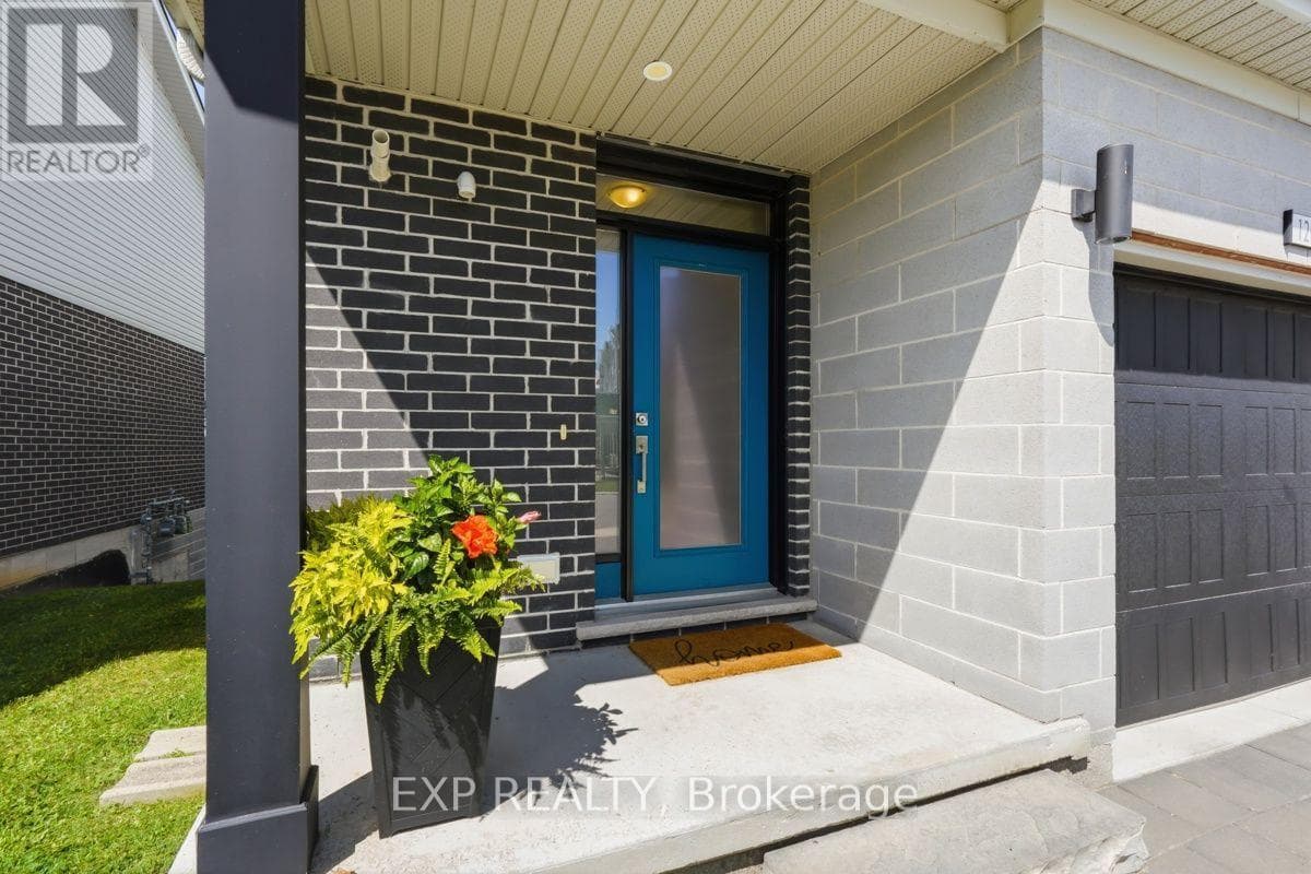 Single Family at 120- 177 Edgevalley Road, London East (East D), Ontario - Photo 3 - RE/MAX Garden City Realty