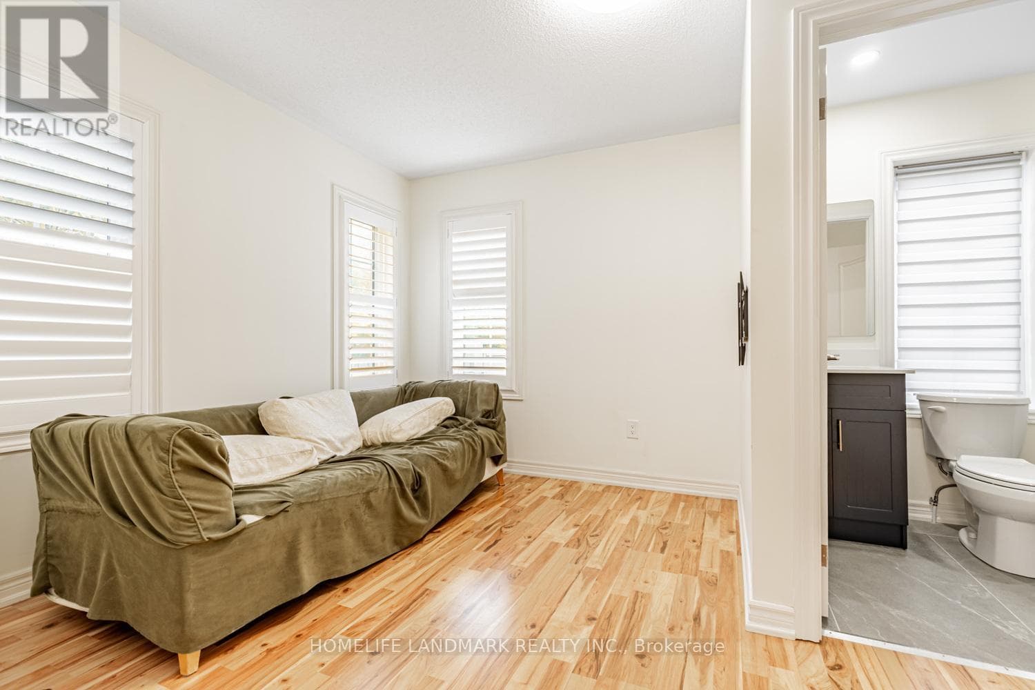 Single Family at 92- 29 Spiv Grove Way, Markham (Greensborough), Ontario - Photo 9 - RE/MAX Garden City Realty