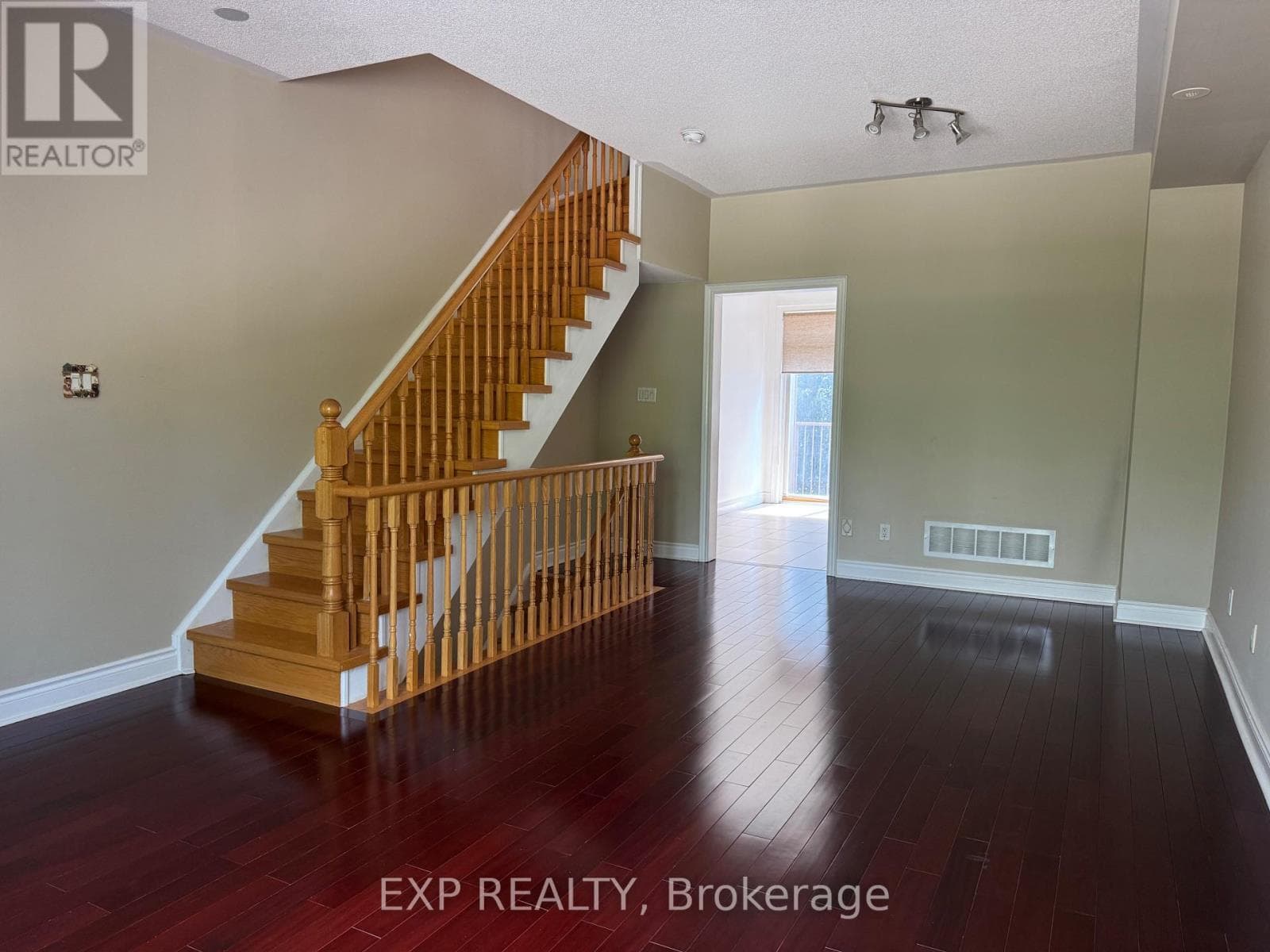 Single Family at 57 Galleria Parkway, Markham (Commerce Valley), Ontario - Photo 4 - RE/MAX Garden City Realty