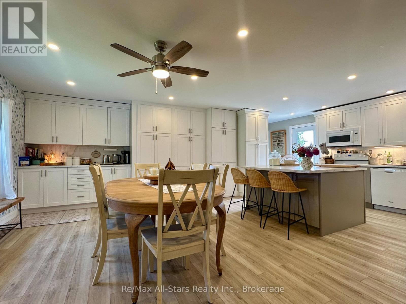 4 Warnica Drive