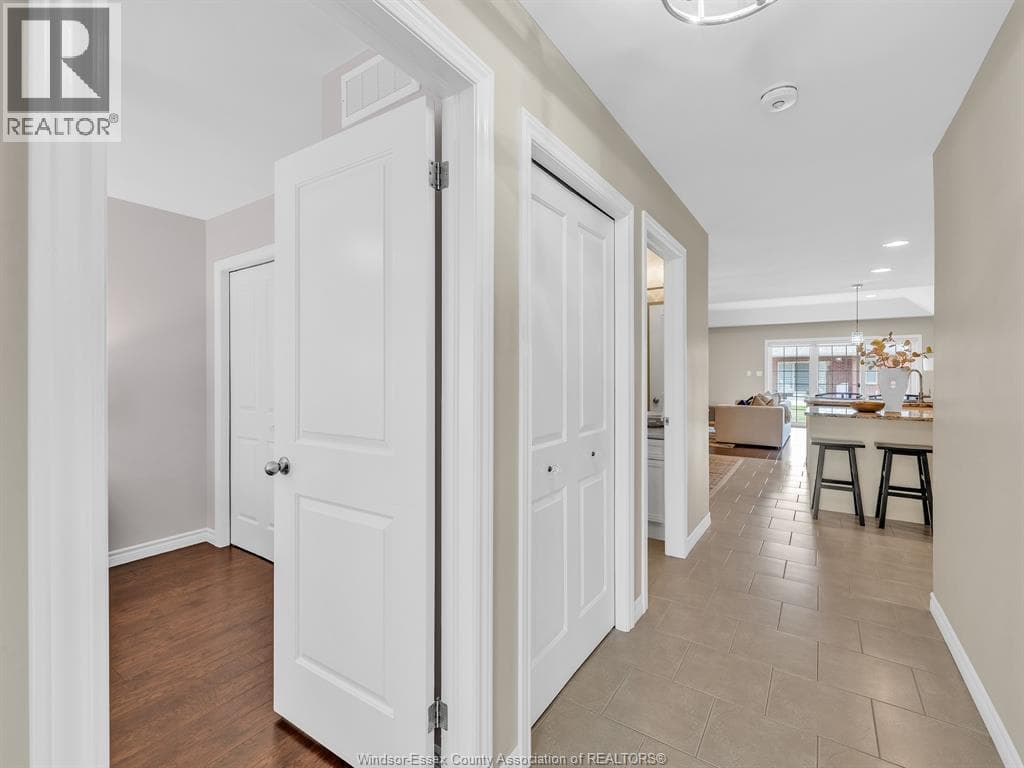 Single Family at 1138 NIGHTFALL, Windsor, Ontario - Photo 8 - RE/MAX Garden City Realty