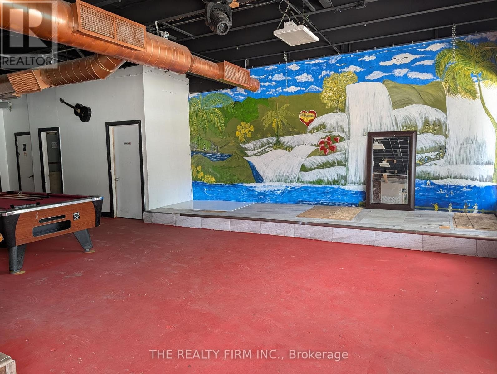 Retail at B- 609 Dundas Street, London East (East L), Ontario - Photo 3 - RE/MAX Garden City Realty