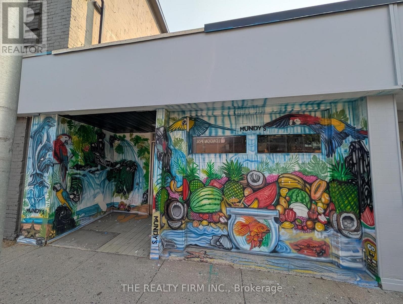 A- 609 Dundas Street