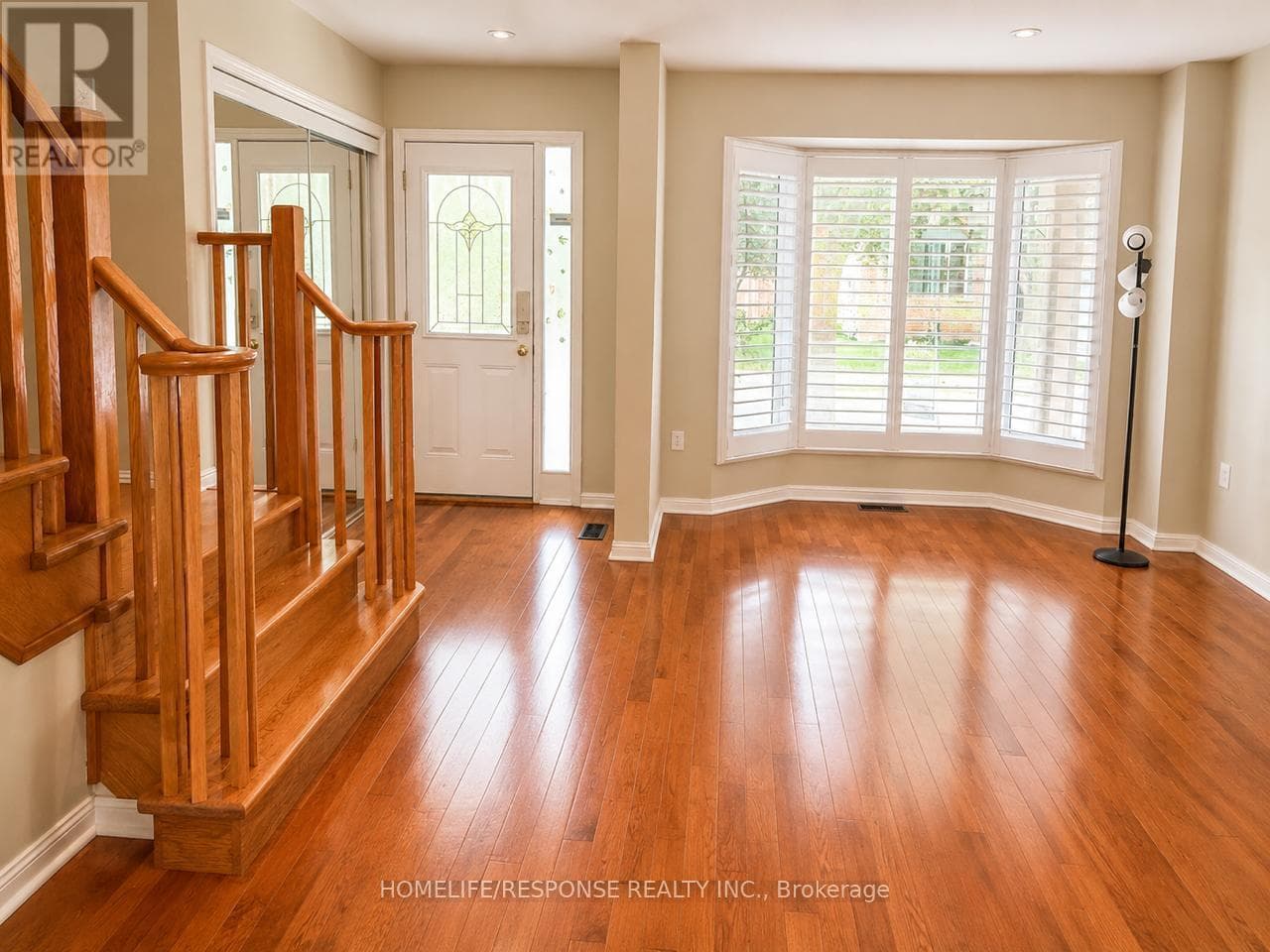 Single Family at 5156 Oakley Drive, Burlington (Orchard), Ontario - Photo 2 - RE/MAX Garden City Realty