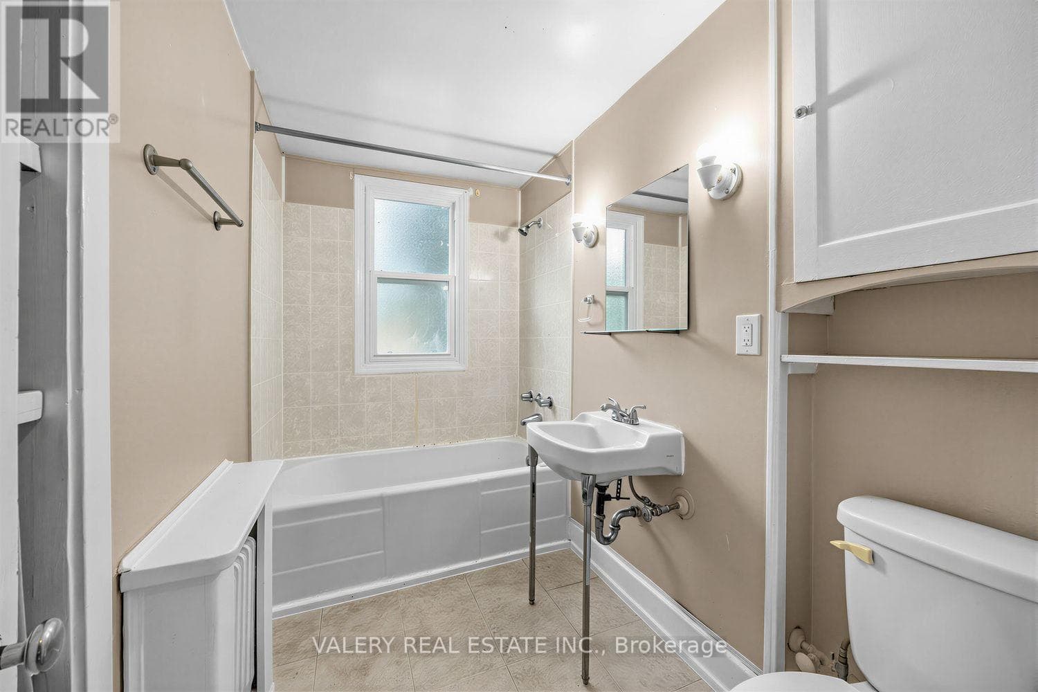 Multi-family at 4- 8 Thirty Third Street, Toronto (Long Branch), Ontario - Photo 9 - RE/MAX Garden City Realty
