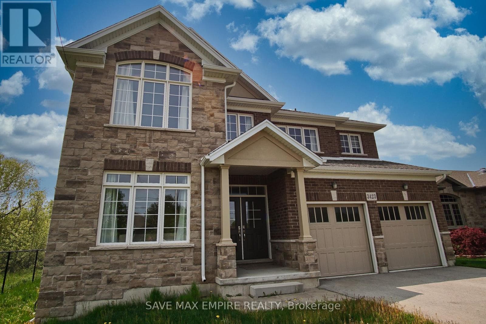 Single Family at 3423 DOMINION Road, Fort Erie (Ridgeway), Ontario - Photo 2 - RE/MAX Garden City Realty
