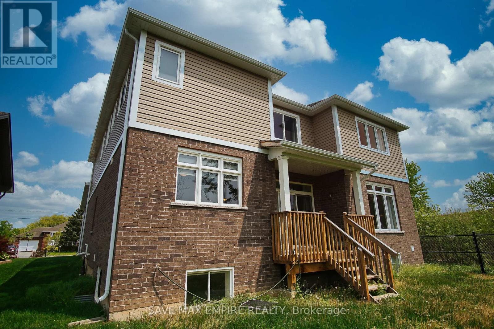Single Family at 3423 DOMINION Road, Fort Erie (Ridgeway), Ontario - Photo 3 - RE/MAX Garden City Realty