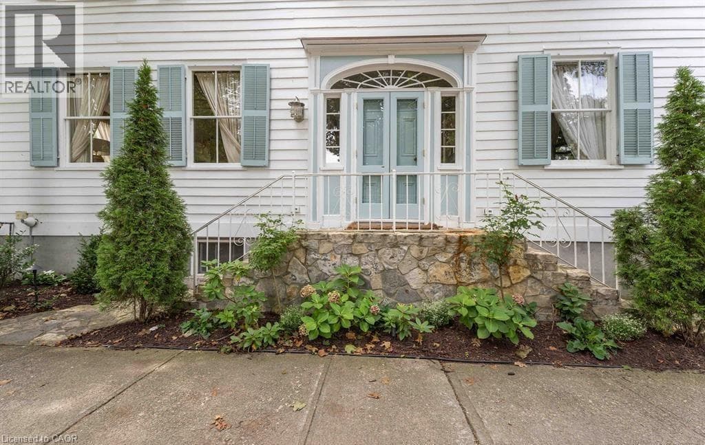 Single Family at 94 PRIDEAUX Street, Niagara-on-the-Lake, Ontario - Photo 9 - RE/MAX Garden City Realty