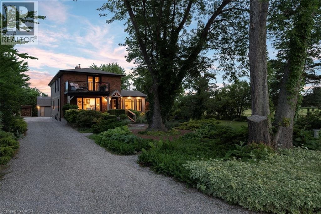 Single Family at 3754 LAKESHORE Road, Lincoln, Ontario - Photo 4 - RE/MAX Garden City Realty