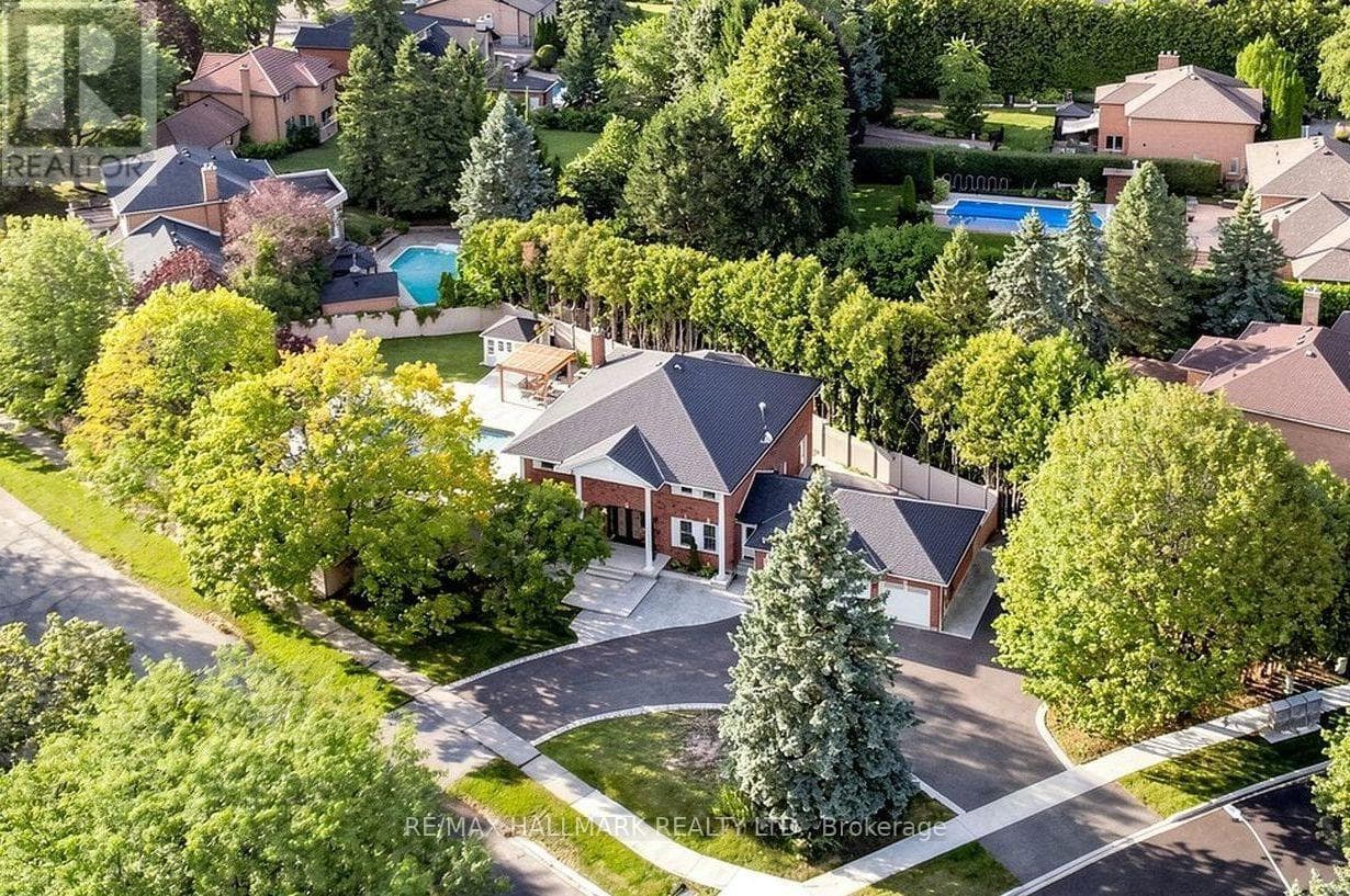 8 Beaufort Hills Road