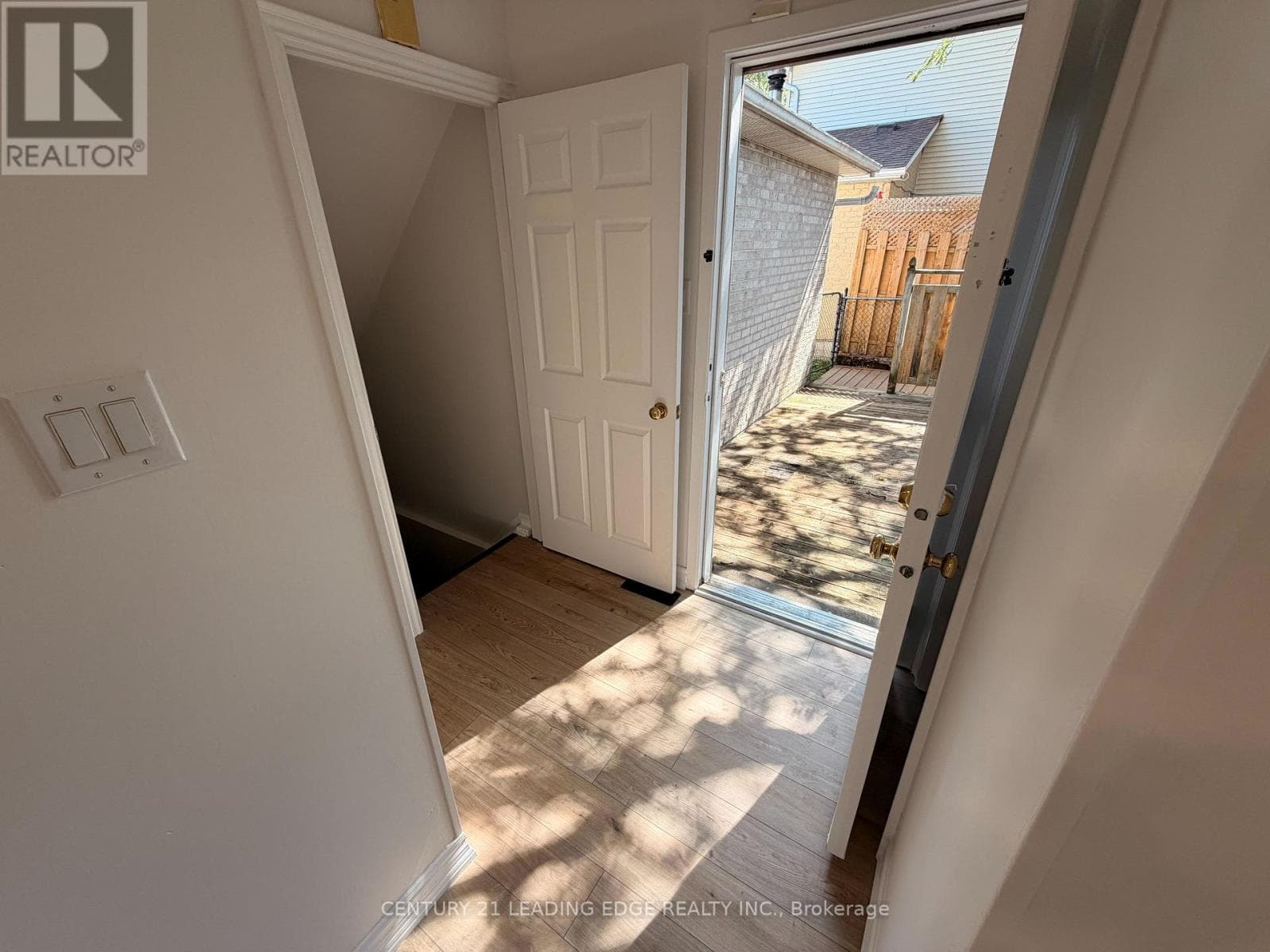 Single Family at 257 London Road, Newmarket (Bristol-London), Ontario - Photo 10 - RE/MAX Garden City Realty