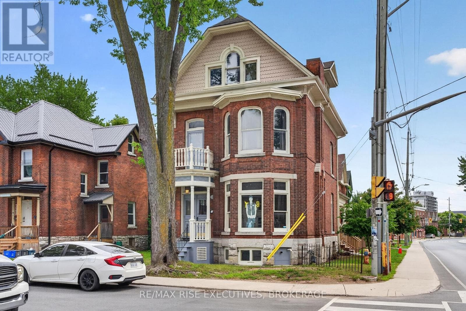 229 Alfred Street