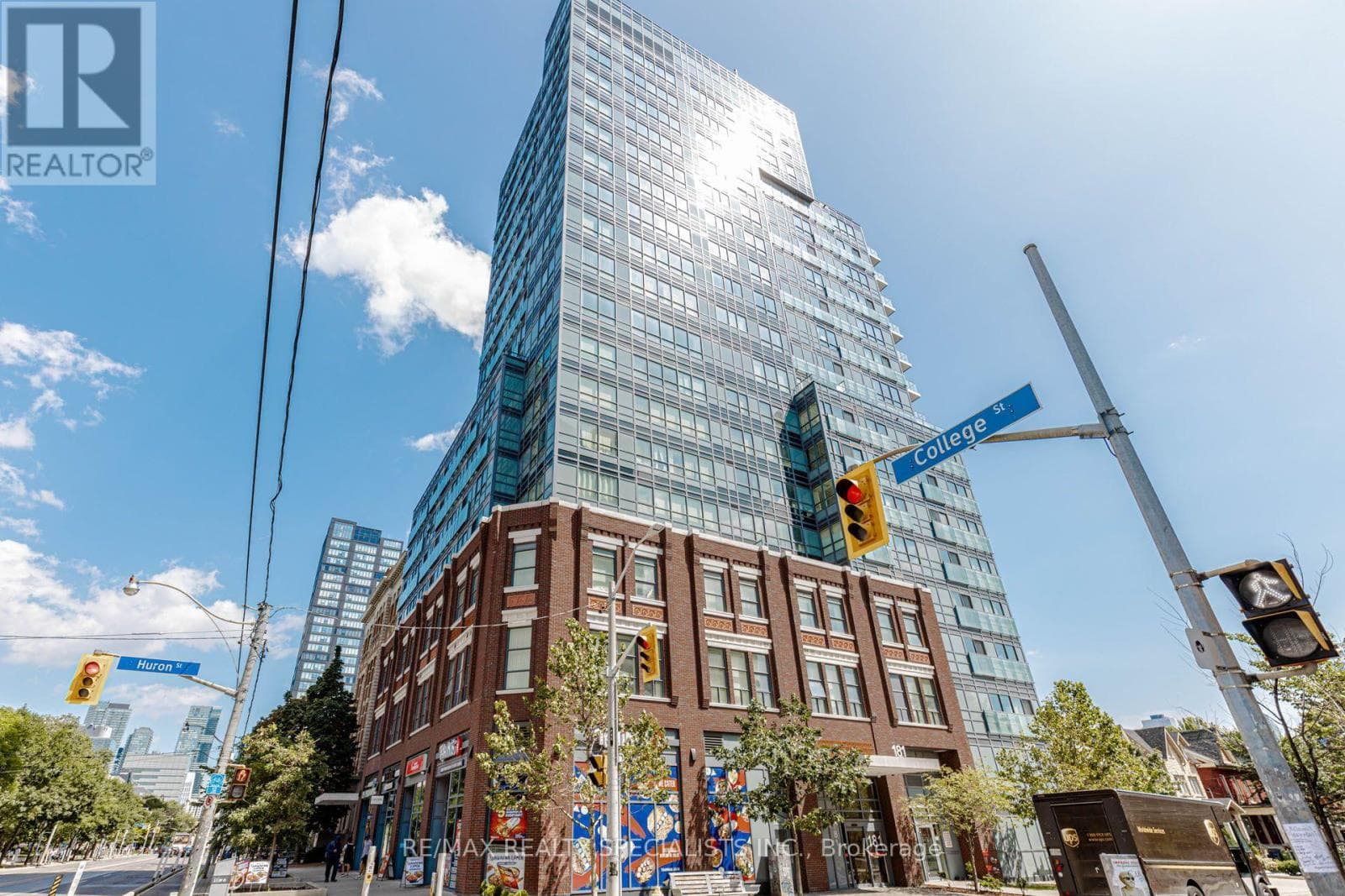 604- 181 Huron Street