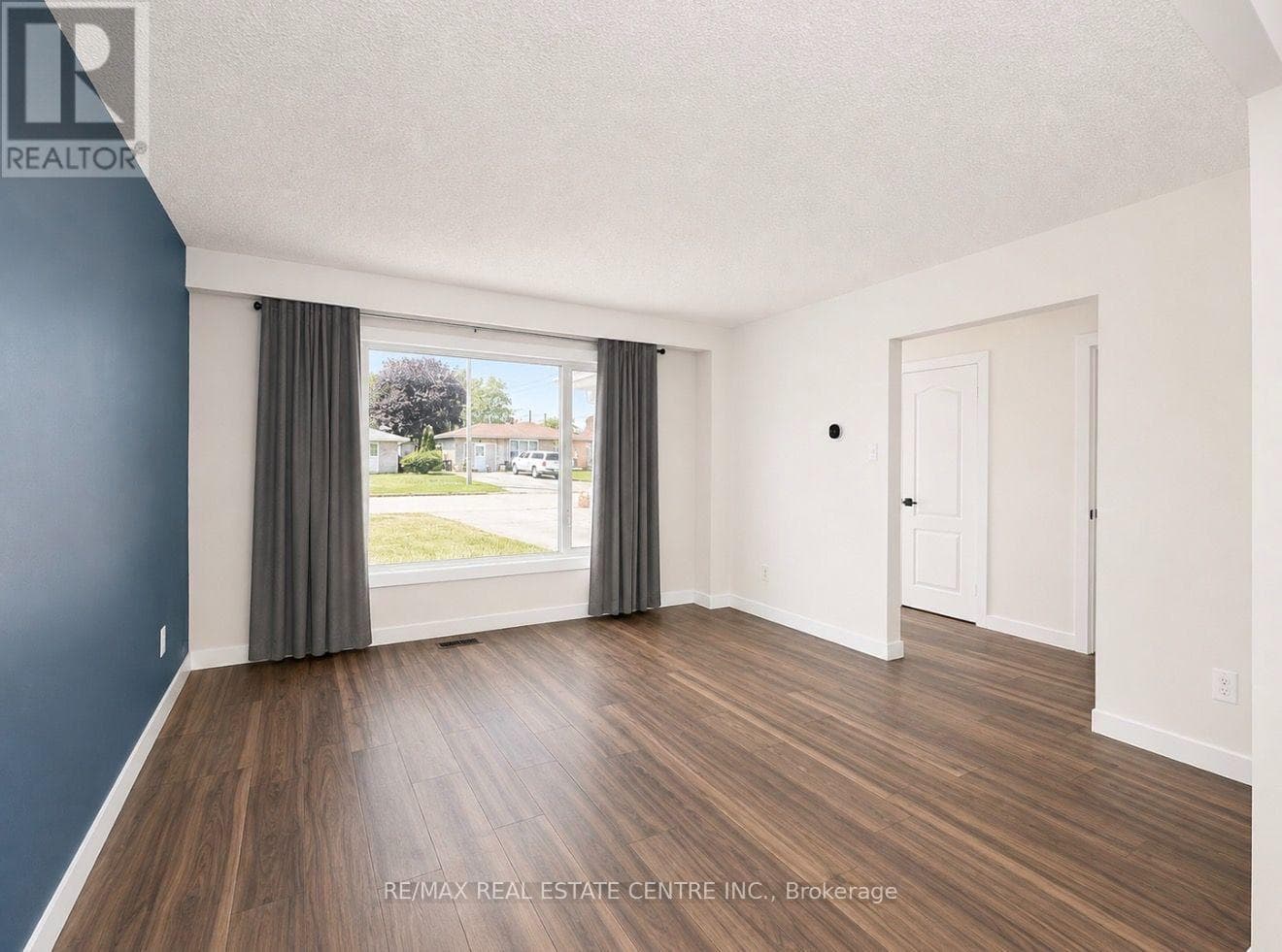 Single Family at 247 Eric Street, Clearview (Stayner), Ontario - Photo 6 - RE/MAX Garden City Realty