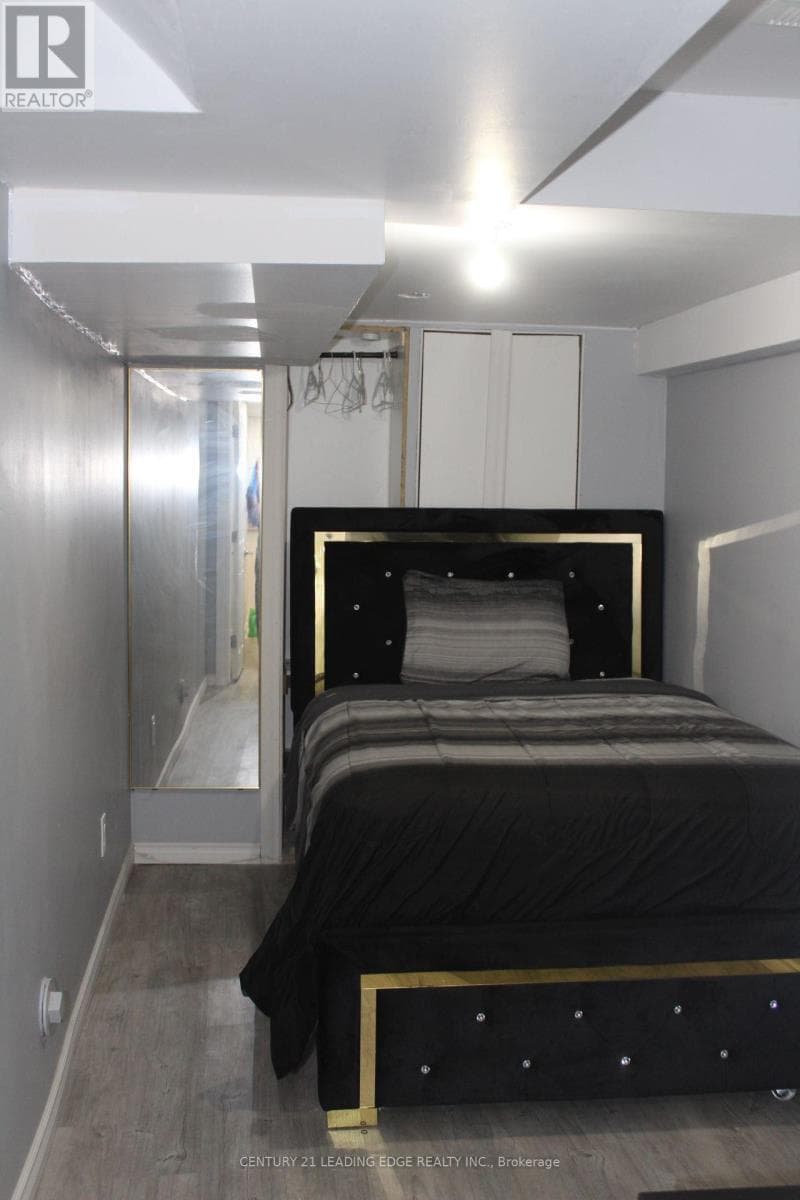 Single Family at 75 Pine Gate Place, Whitby (Williamsburg), Ontario - Photo 10 - RE/MAX Garden City Realty