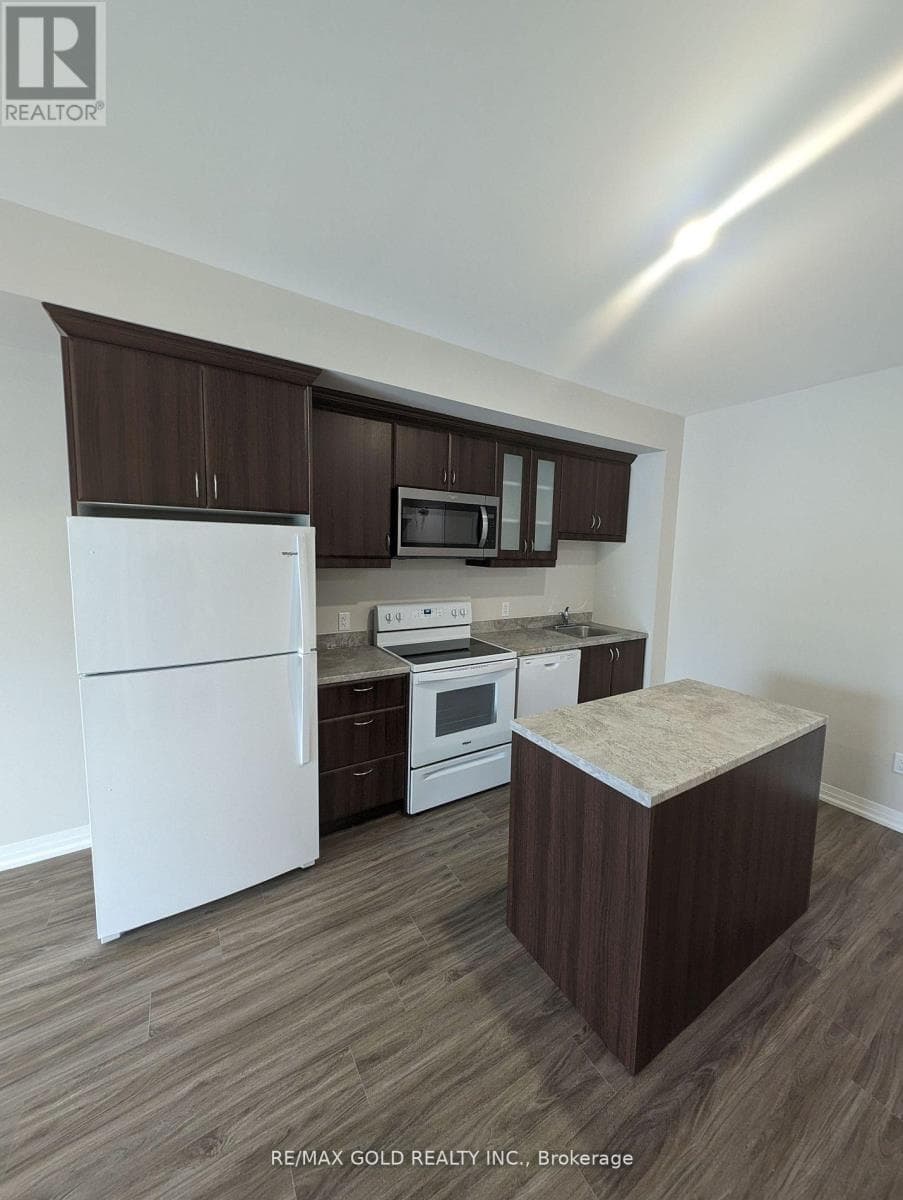 Single Family at 105- 50 Herrick Avenue, St. Catharines (Oakdale), Ontario - Photo 3 - RE/MAX Garden City Realty