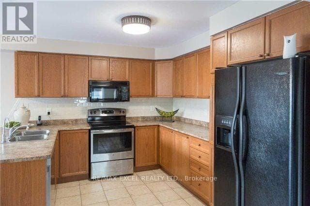 Single Family at 9 Baycliffe Drive, Whitby (Williamsburg), Ontario - Photo 8 - RE/MAX Garden City Realty