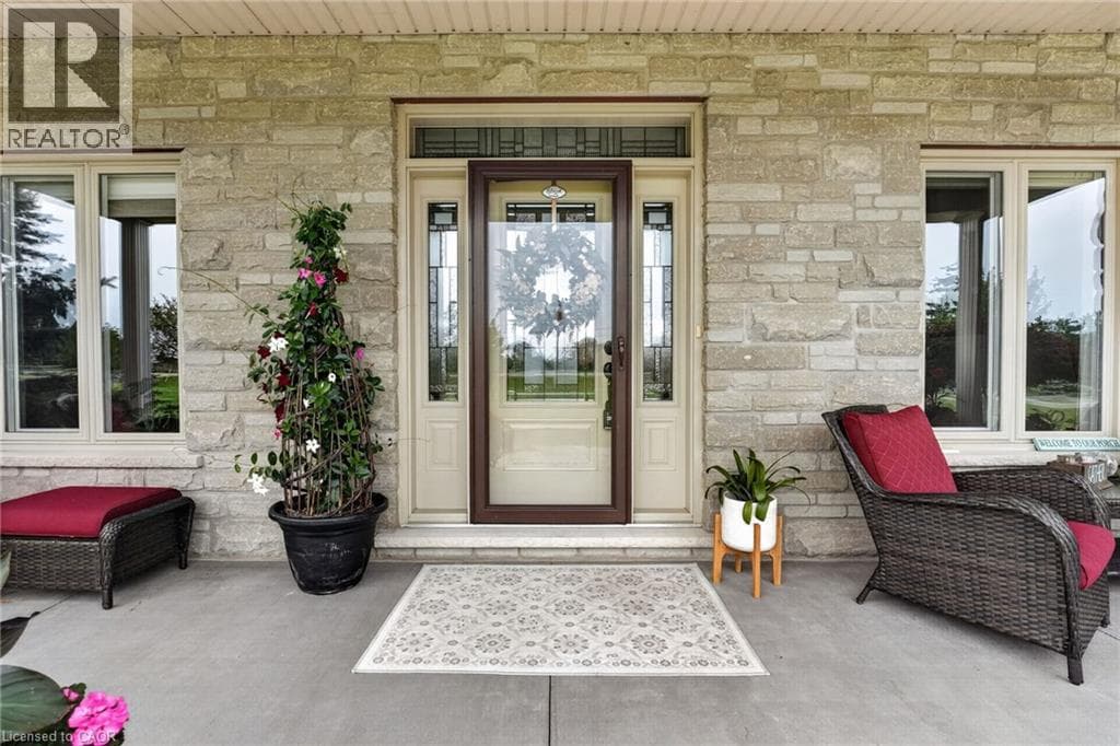 Single Family at 846 REGIONAL ROAD 27, West Lincoln, Ontario - Photo 4 - RE/MAX Garden City Realty