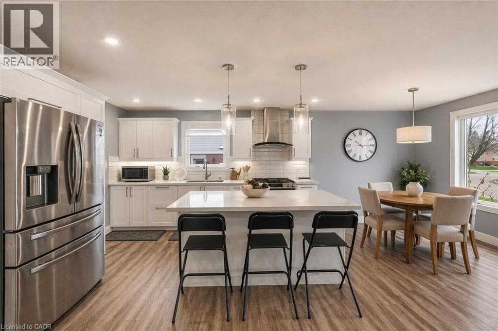 Single Family at 86 CARLYLE Drive, Kitchener, Ontario - Photo 10 - RE/MAX Garden City Realty