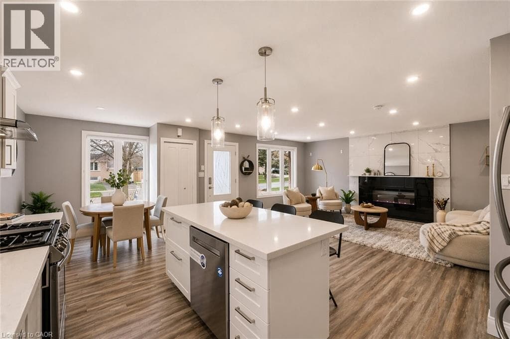 Single Family at 86 CARLYLE Drive, Kitchener, Ontario - Photo 2 - RE/MAX Garden City Realty