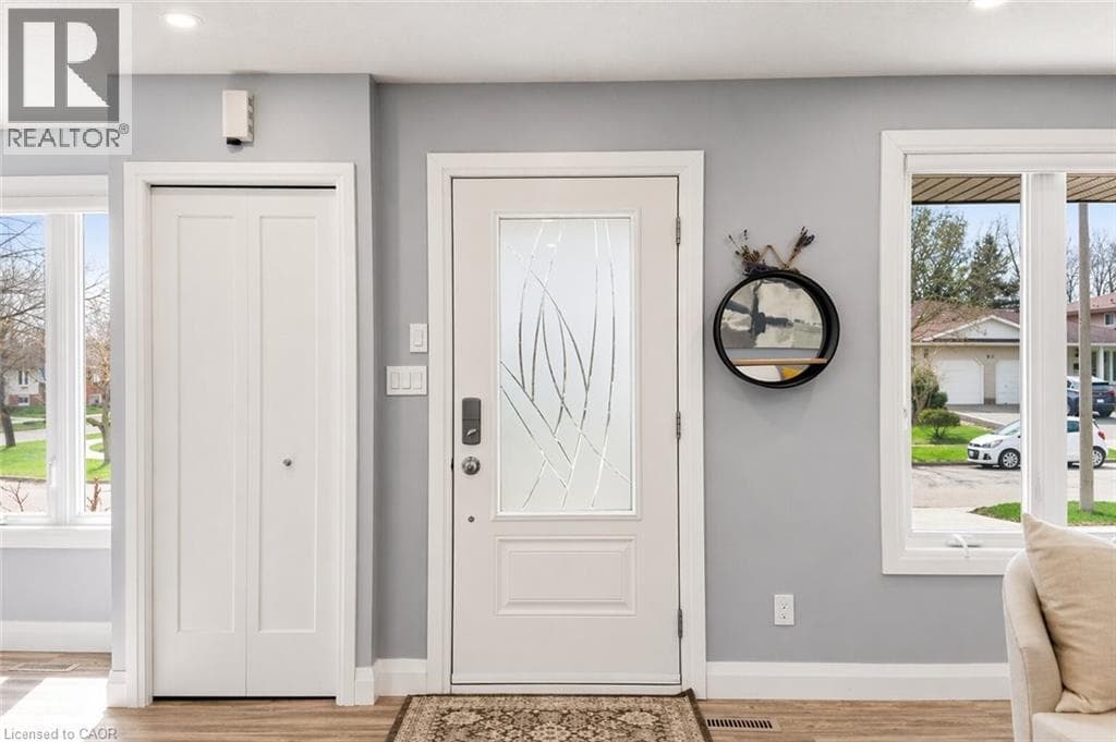Single Family at 86 CARLYLE Drive, Kitchener, Ontario - Photo 5 - RE/MAX Garden City Realty