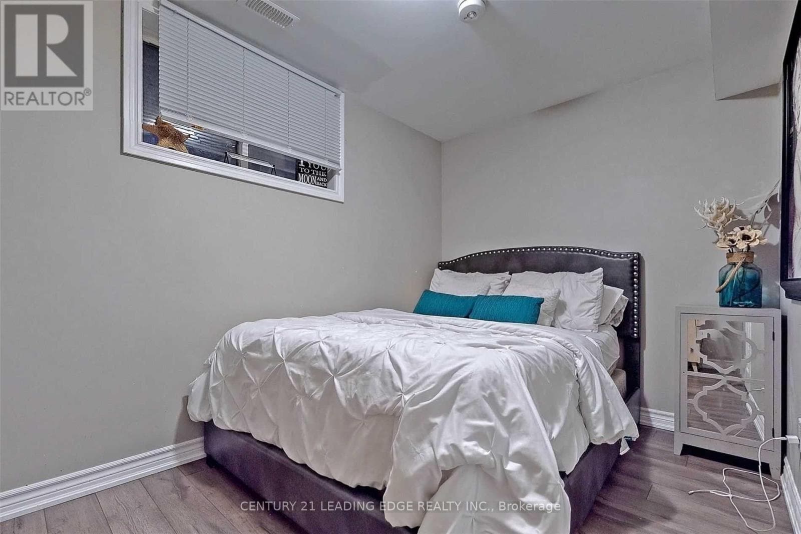 Single Family at 308 Elgin Street, Oshawa (McLaughlin), Ontario - Photo 10 - RE/MAX Garden City Realty
