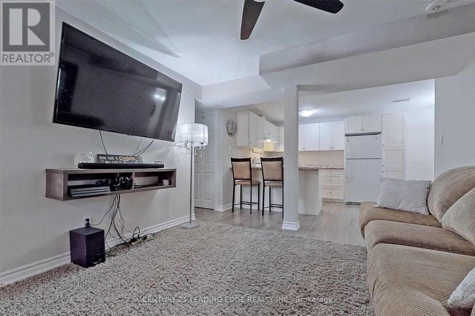 Single Family at 308 Elgin Street, Oshawa (McLaughlin), Ontario - Photo 5 - RE/MAX Garden City Realty