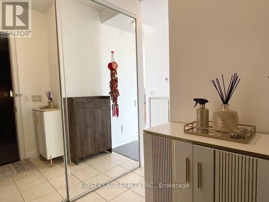 Single Family at Uph 6- 88 Times Avenue, Markham (Commerce Valley), Ontario - Photo 4 - RE/MAX Garden City Realty