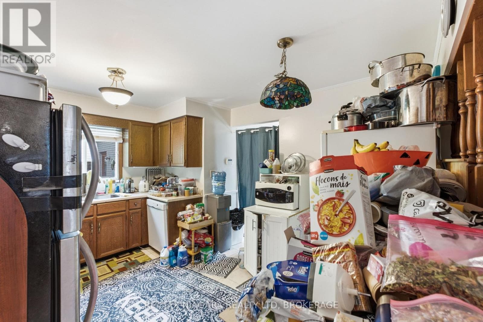 Single Family at 4989 Tara Avenue, Niagara Falls (Ascot), Ontario - Photo 7 - RE/MAX Garden City Realty