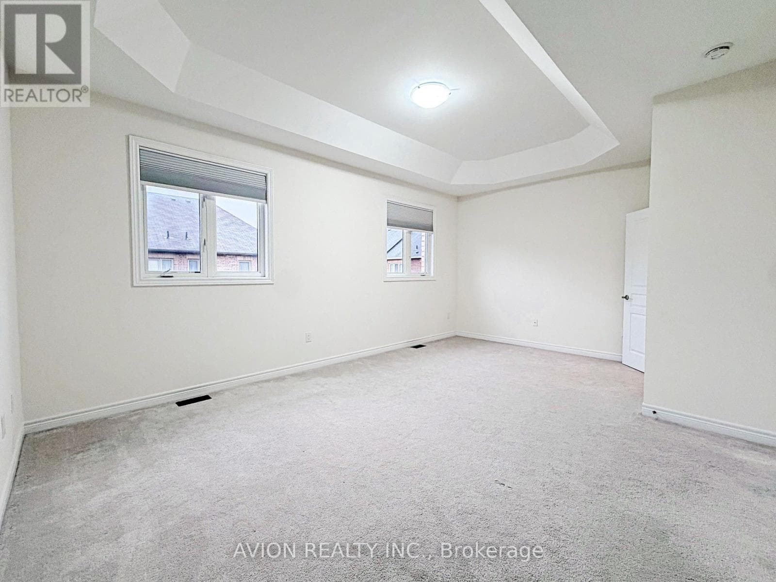Single Family at 124 Wilfred Murison Avenue, Markham (Berczy), Ontario - Photo 10 - RE/MAX Garden City Realty