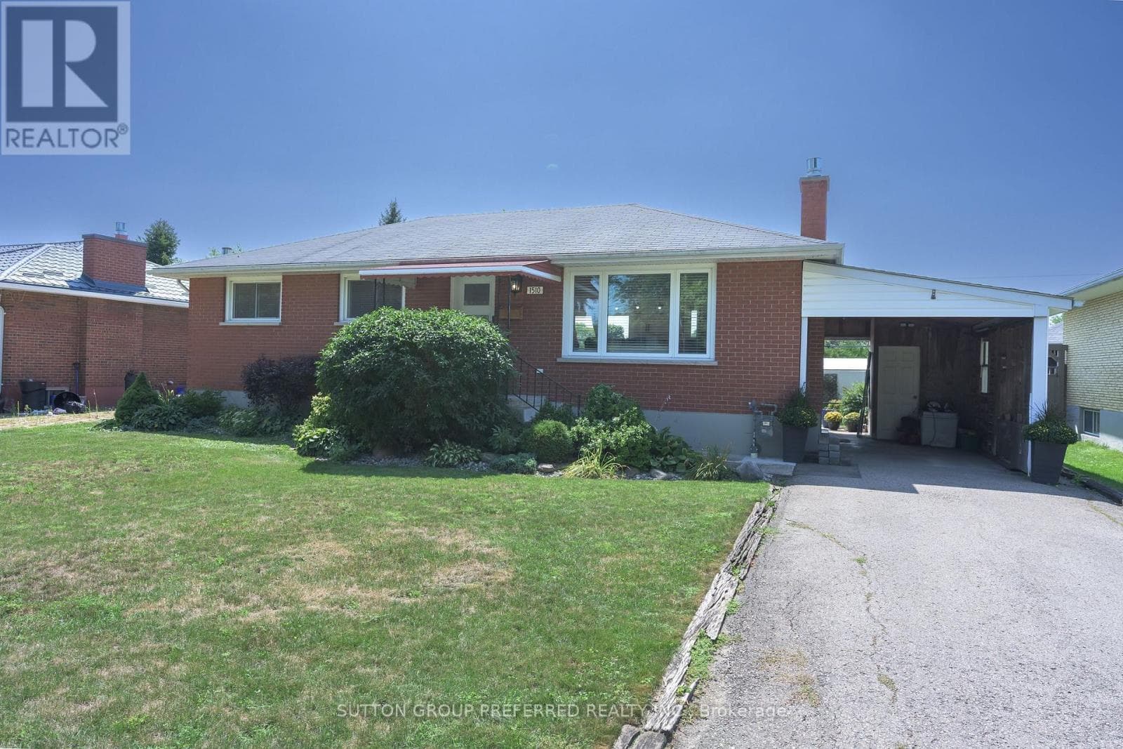 Single Family at 1510 Perth Avenue, London East (East D), Ontario - Photo 3 - RE/MAX Garden City Realty