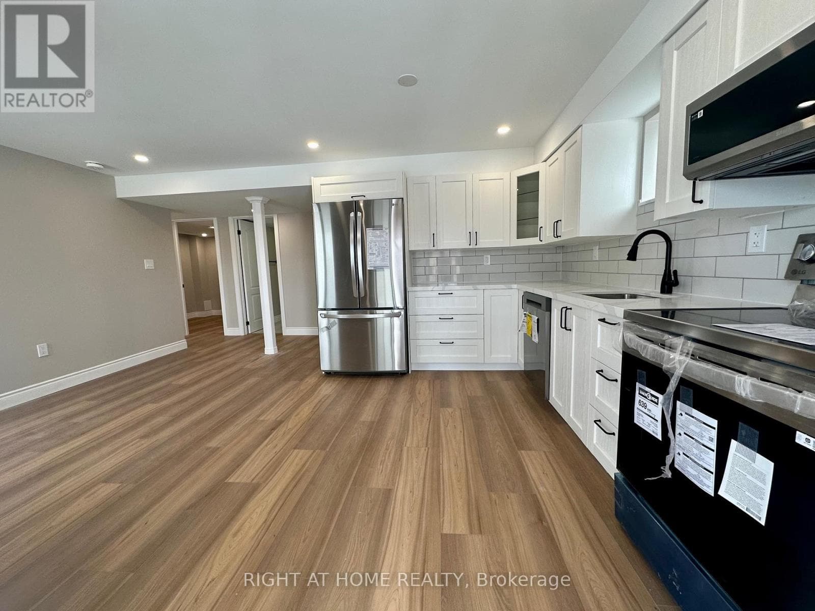 Single Family at Lower- 47 Anderson Road, Brant (Brantford Twp), Ontario - Photo 2 - RE/MAX Garden City Realty