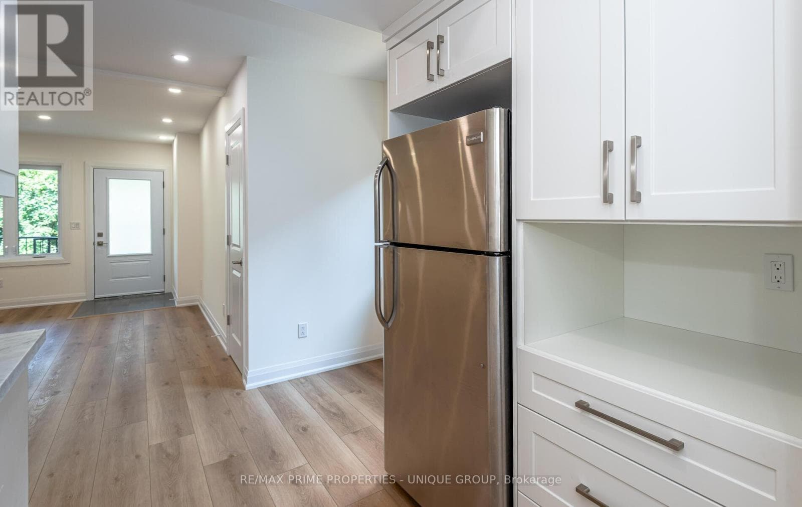 Single Family at 2- 45 Astoria Avenue, Toronto (Mount Dennis), Ontario - Photo 10 - RE/MAX Garden City Realty