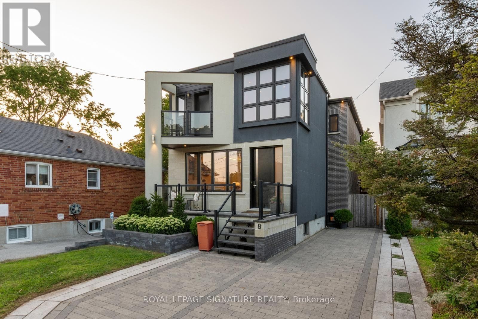 8 Dunkirk Road