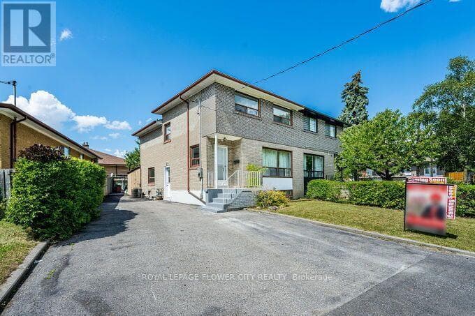 3 Clayhall Crescent