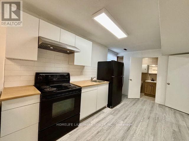 Single Family at Basement- 46 Crestwood Road, Vaughan (Crestwood-Springfarm-Yorkhill), Ontario - Photo 2 - RE/MAX Garden City Realty