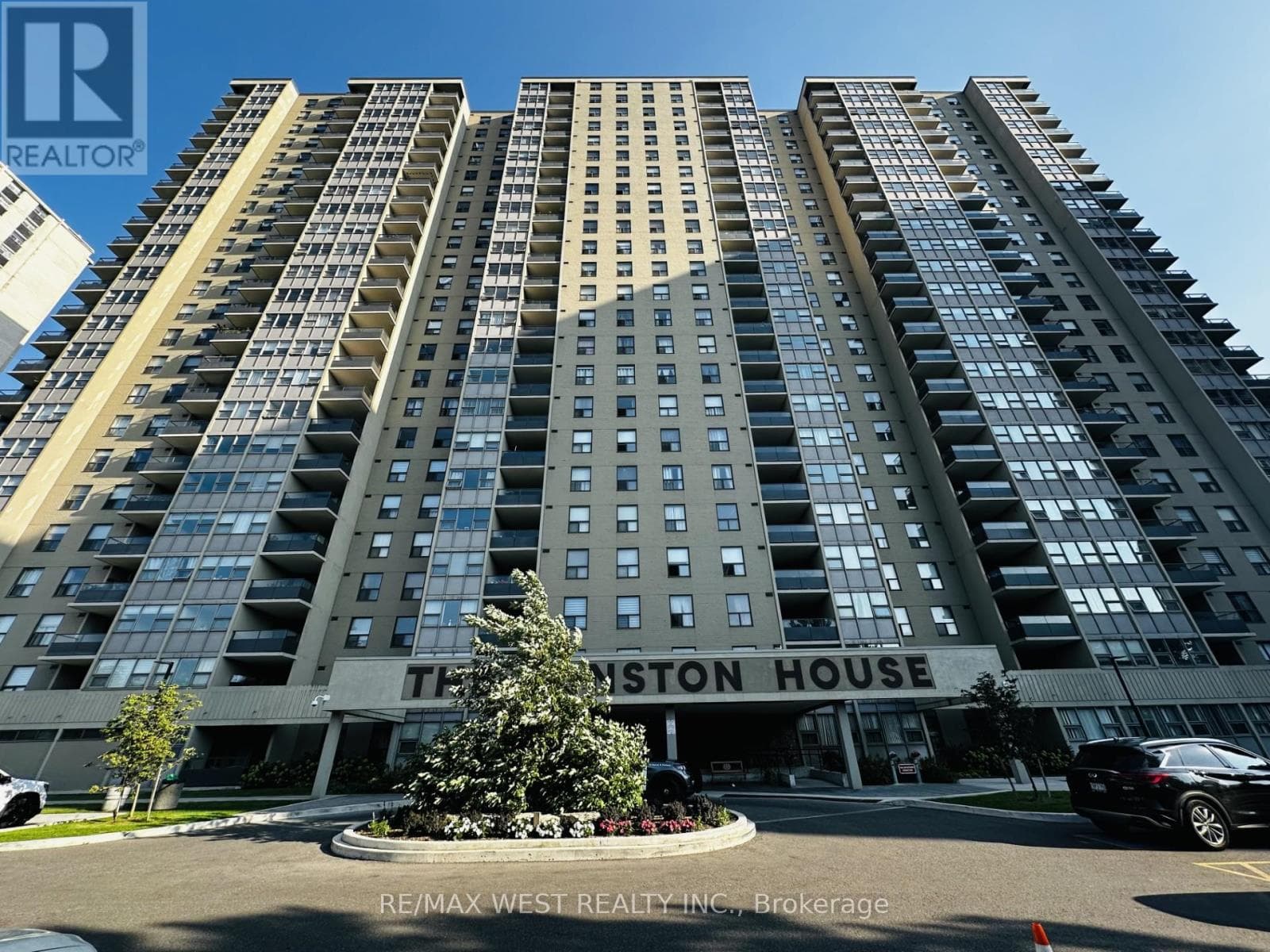 211- 75 Emmett Avenue