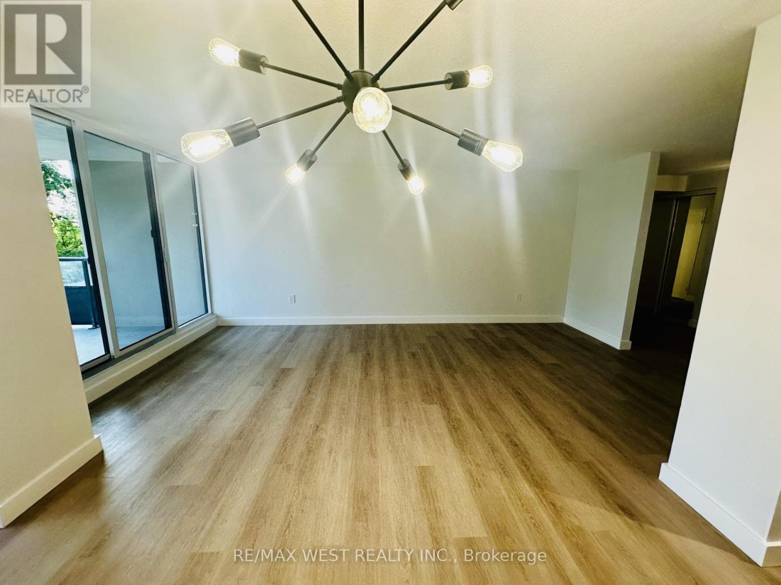 Single Family at 211- 75 Emmett Avenue, Toronto (Mount Dennis), Ontario - Photo 5 - RE/MAX Garden City Realty