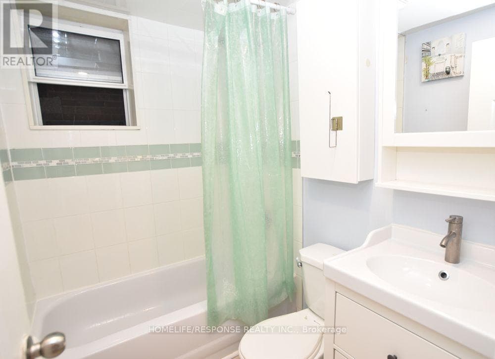 Multi-family at 1- 42 EMERALD Crescent, Toronto (New Toronto), Ontario - Photo 9 - RE/MAX Garden City Realty