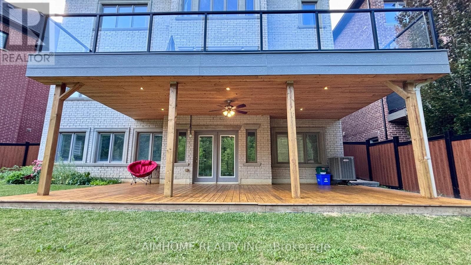 Single Family at 23 Ria Court, King (King City), Ontario - Photo 3 - RE/MAX Garden City Realty
