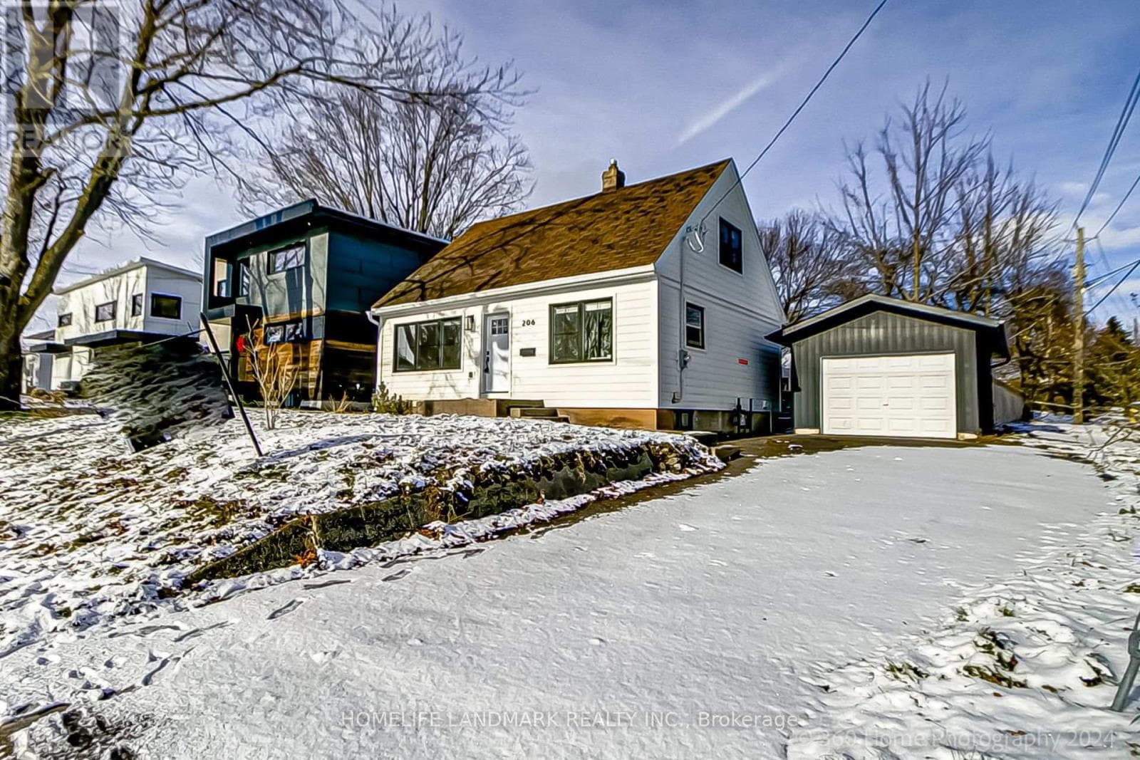 Single Family at BSMT- 206 Napier Street, Barrie (Codrington), Ontario - Photo 2 - RE/MAX Garden City Realty