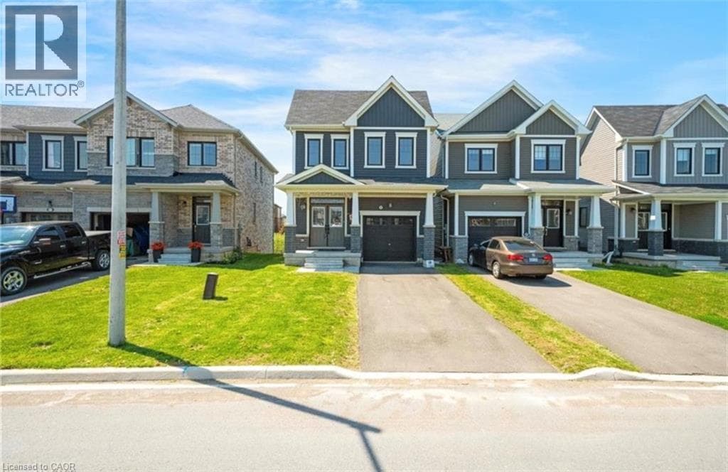Single Family at 305 VANILLA Trail, Thorold, Ontario - Photo 2 - RE/MAX Garden City Realty