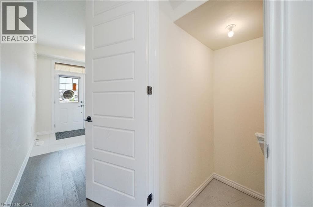 Single Family at 305 VANILLA Trail, Thorold, Ontario - Photo 5 - RE/MAX Garden City Realty