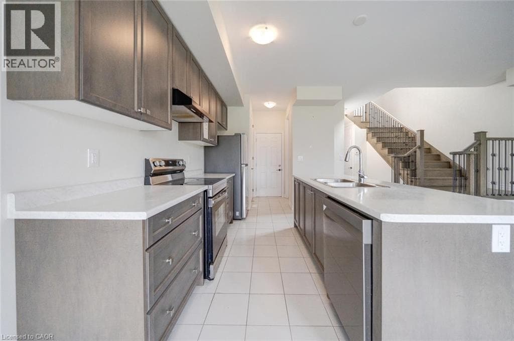Single Family at 305 VANILLA Trail, Thorold, Ontario - Photo 10 - RE/MAX Garden City Realty