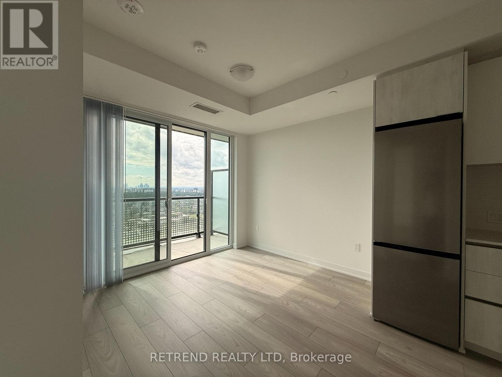 Single Family at 2501- 5858 Yonge Street, Toronto (Newtonbrook West), Ontario - Photo 8 - RE/MAX Garden City Realty