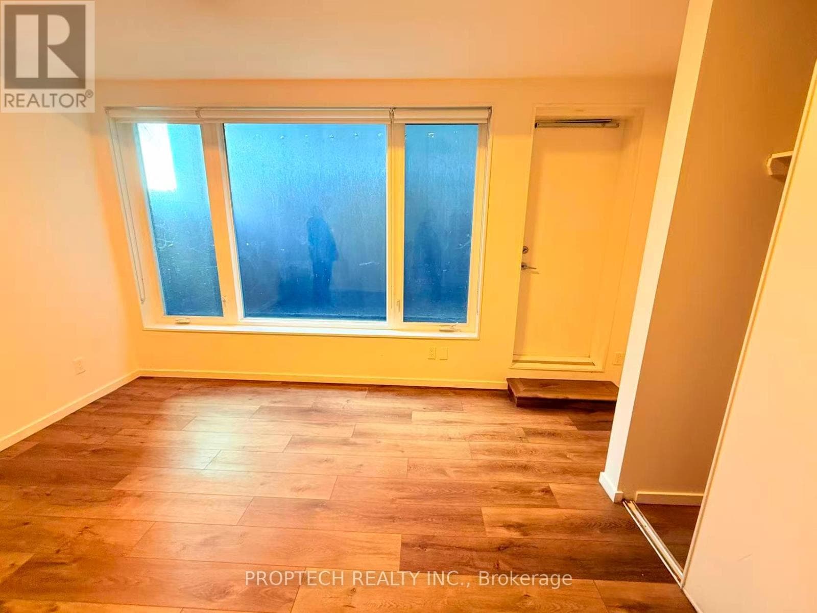 Multi-family at 206- 377 Broadview Avenue, Toronto (North Riverdale), Ontario - Photo 5 - RE/MAX Garden City Realty