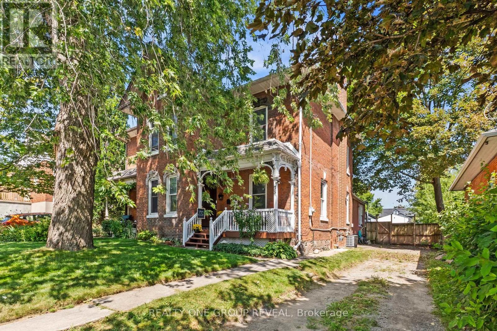 Single Family at 78 Queen Street, Clarington (Bowmanville), Ontario - Photo 3 - RE/MAX Garden City Realty