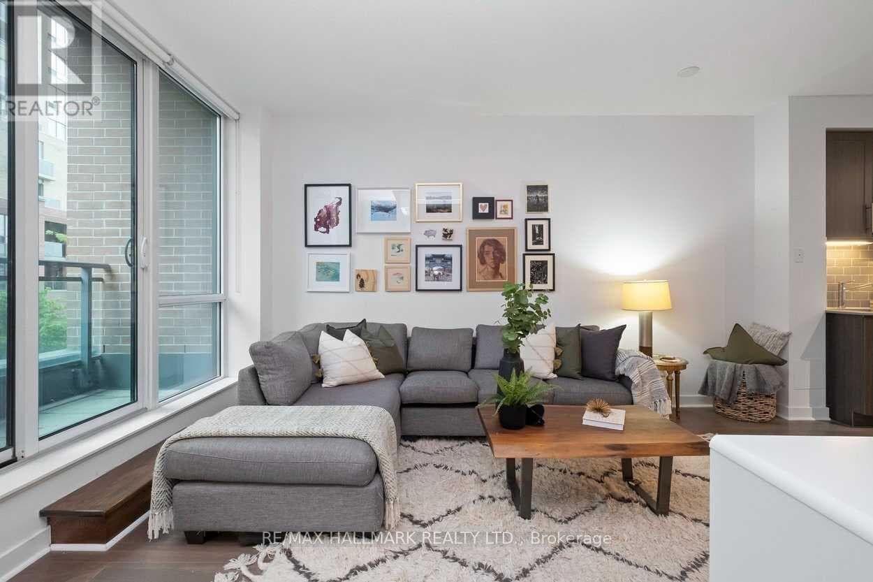 Single Family at 306- 1171 Queen Street, Toronto (Little Portugal), Ontario - Photo 10 - RE/MAX Garden City Realty