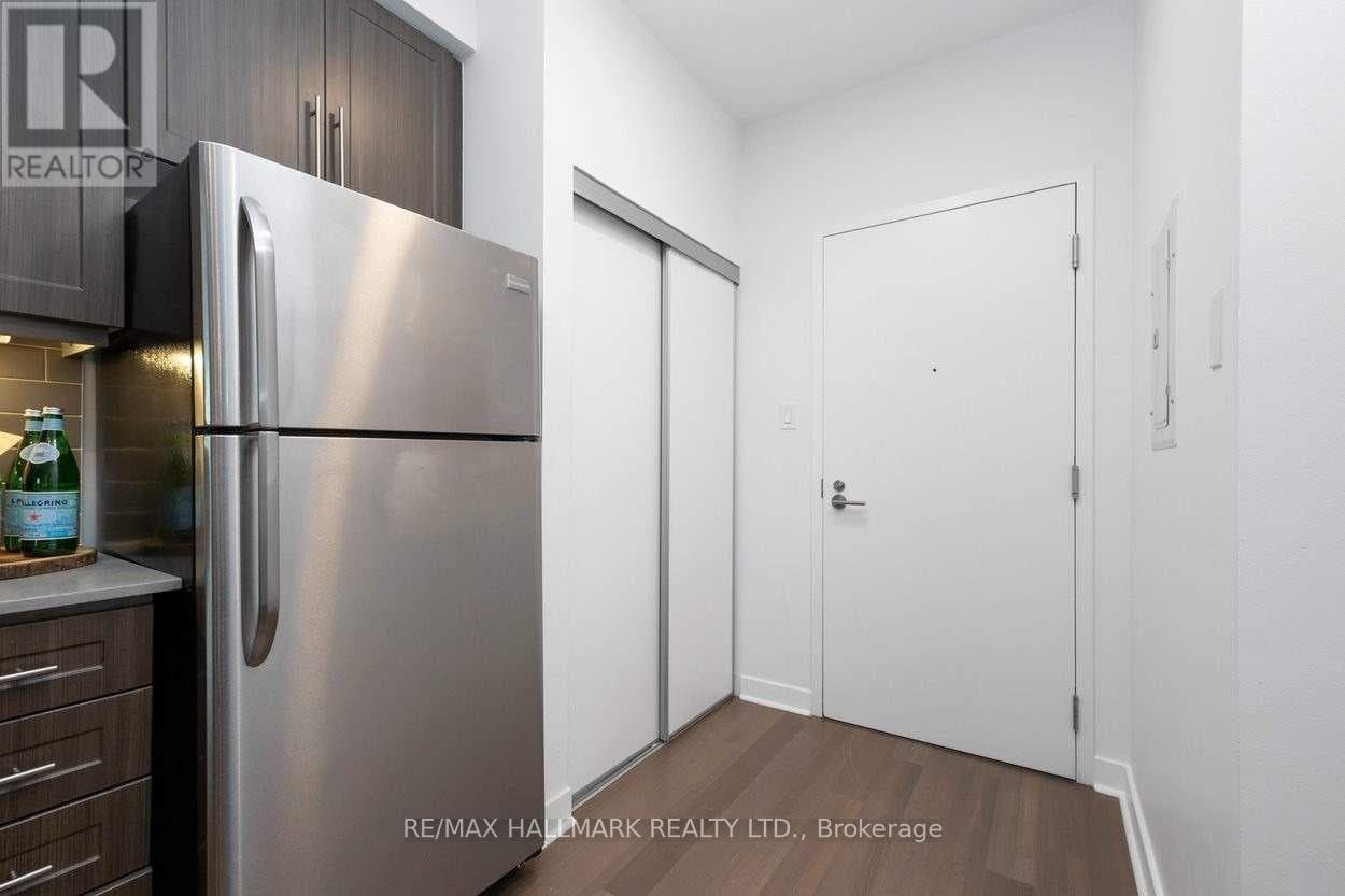 Single Family at 306- 1171 Queen Street, Toronto (Little Portugal), Ontario - Photo 4 - RE/MAX Garden City Realty